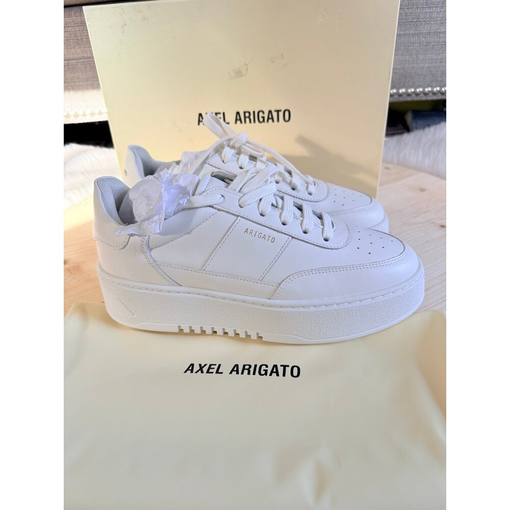 Axel Arigato sneakers